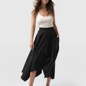 Saint & Sofia 6 Black Noho Skirt